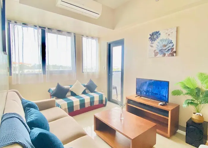 Cozy 2br With Pool And Access Appartement *